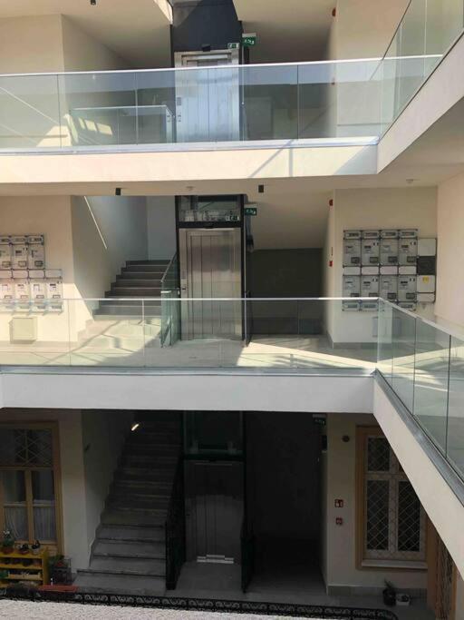 Luxury Cozy 2 Bdr Downtown Apt.4 Budapest Exteriör bild