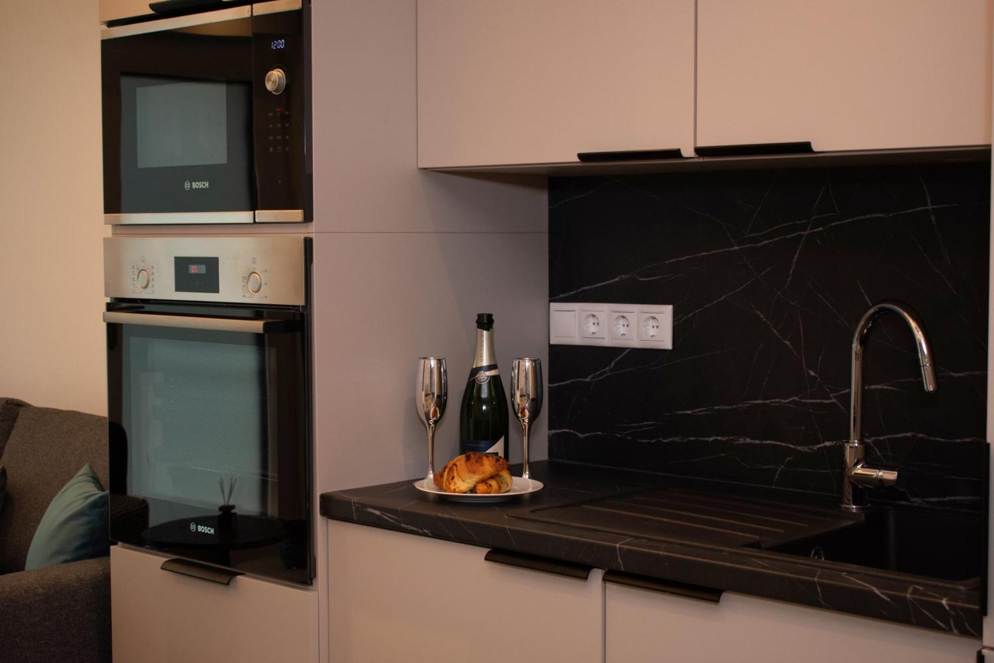 Luxury Cozy 2 Bdr Downtown Apt.4 Budapest Exteriör bild